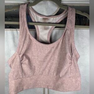 GAIAM Pre Loved Sports Bra Dusty Rose Color
Butter Soft Size Medium